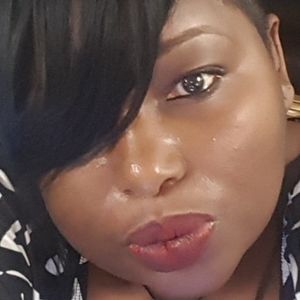 Meet your Posher, Carla
